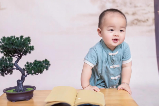双峰怀孕肚子坠坠的感觉